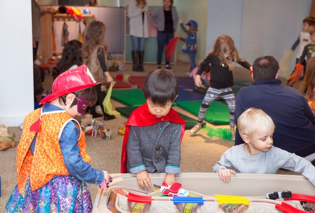 6 River Terrace is an inexpensive party room for rent