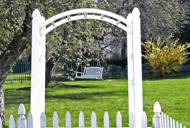 The 1810 Juliand House is a picturesque bed and breakfast