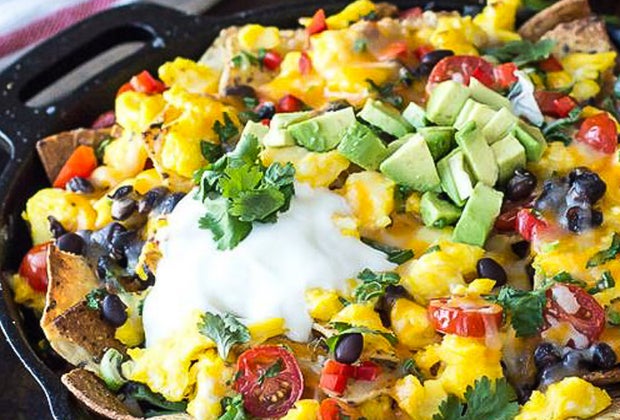Breakfast nachos for dinner!