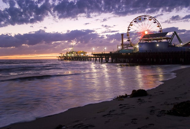 Top Attractions in Los Angeles: Santa Monica Pier