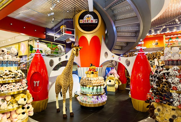 build-a-bear  FAO Schwarz, Airbnb Offer Toy Store For Magical One-Night-Only Stay