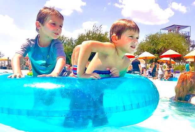 Hawaiian Waters Lazy River: Lazy Rivers in Dallas Fort Worth