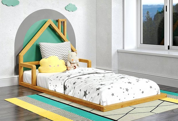 Best Toddler Beds: P’Kolino Casita House Twin Floor Bed