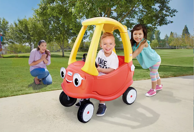Best Toddler Gifts: Little Tikes Cozy Coupe