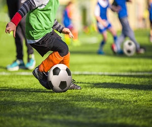Find soccer lessons and more classes for kids near Orlando!