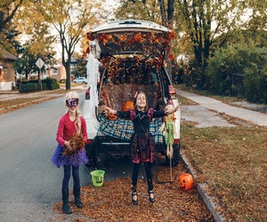 Take your trick-or-treaters off the street to hit up one of these family-friendly trunk or treats in New Jersey. Photo by Mommy Poppins