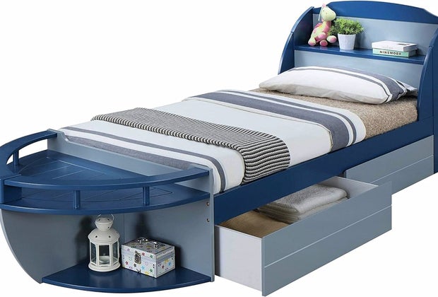Best Toddler Beds: Acme Neptune Twin Boat Bed