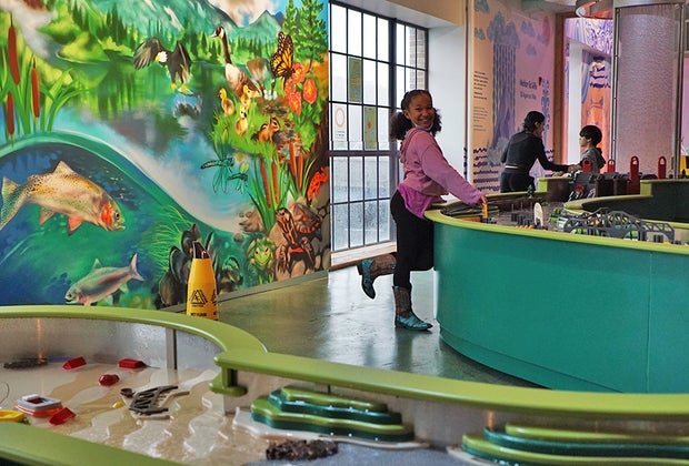 Best indoor play spaces with water tables: Bronx Children's Museum