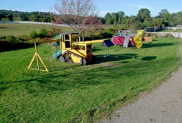 Brookhollow's Barnyard firetruck and bulldozer play sets