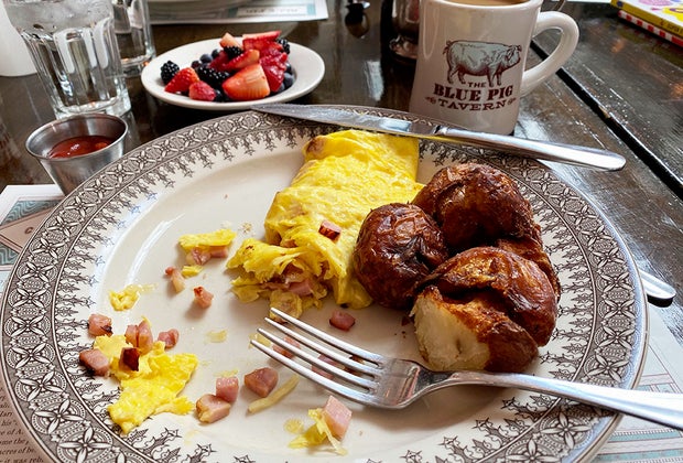 Things to do in Cape May: Blue Pig Tavern