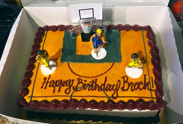 Sports birthday cake : Publix Bakery Birthday Cakes for Orlando Kids
