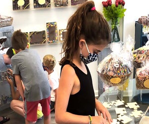 Chocolate Etc. offers a drop-off Chocolatier Class. Photo courtesy of Chocolate Etc..