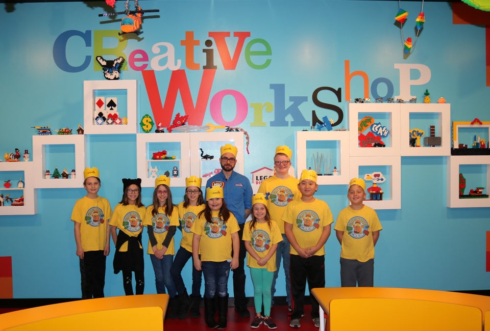 Photo of the 2017 Creative Crew courtesy of LEGOLAND Discovery Center Philadelphia