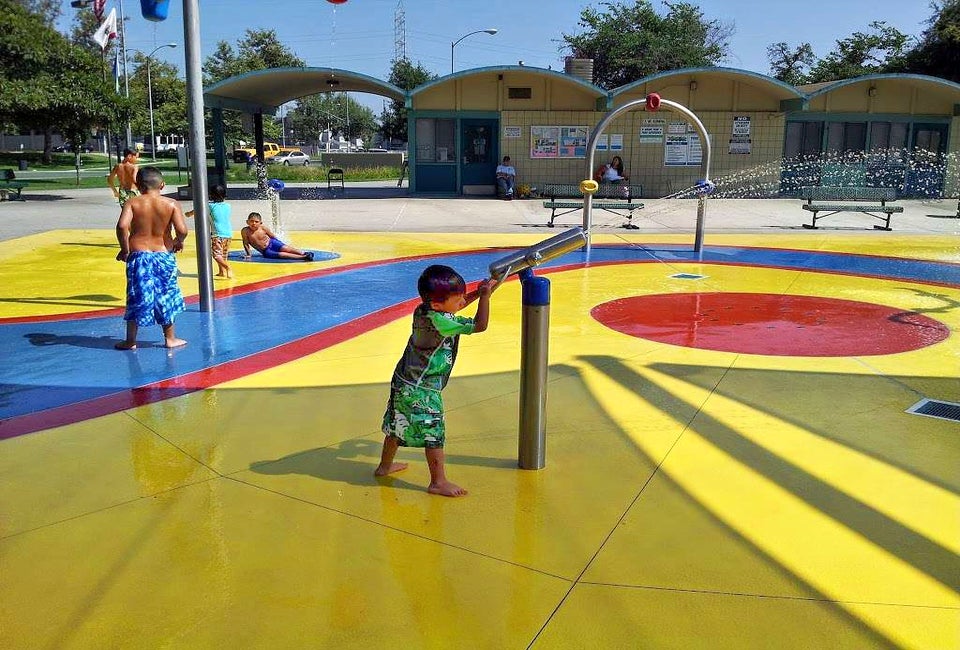 Dalton Park Splash Pad. Photo by Victor Cejeda