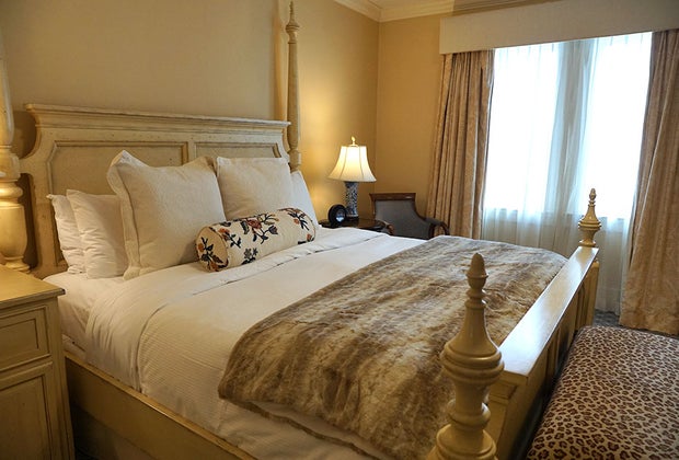 Fall Weekend Getaways near NYC Connecticut's Delmar