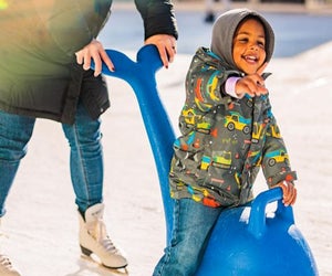 Winter fun awaits at the best outdoor skating rinks in Boston for kids and families!
