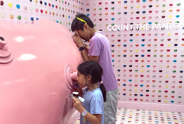 Museum of Ice Cream Chicago: Figuring out their favorite flavors.
