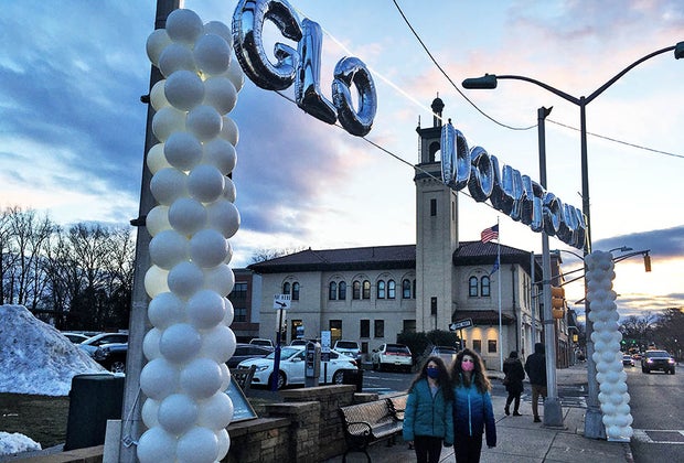 GLO downtown Westfield entrance