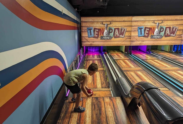 Great Wolf Lodge Poconos: Ten Paw Alley