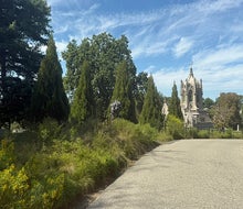 Green-Wood Cemetery is 478-acres of peaceful landscapes in the heart of Brooklyn. 