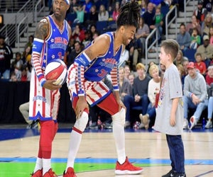 The Globetrotters swoosh into town. Photo courtesy of the Harlem Globetrotters