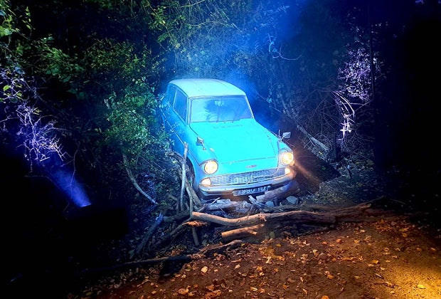Harry Potter Forbidden Forest Experience : Flying car