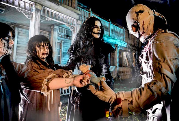 HellsGate Chicago Best Halloween Towns