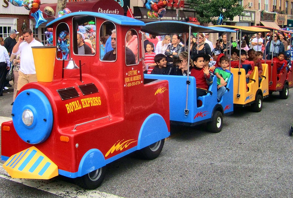 The popular Hoboken Ragamuffin Parade features local live music, floats, lots of great costumes, and so much more. Photo courtesy of the parade