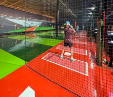 Taroko Sports offers indoor batting cages and arcades. 