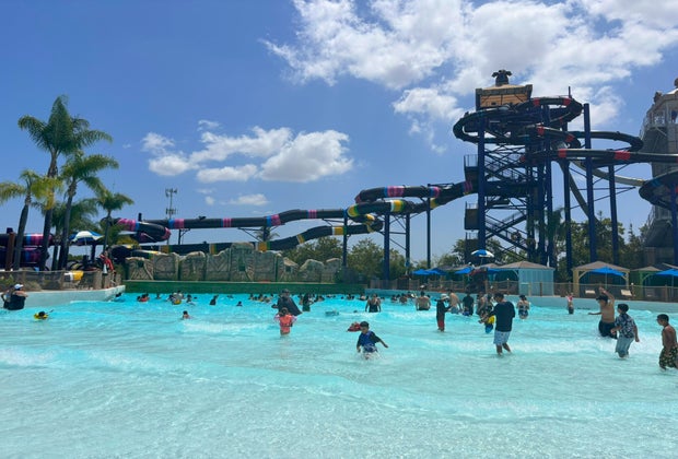 Best Outdoor Water Parks in Los Angeles: Hurricane Harbor at Six Flags