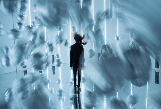 Invisible Ballet Artist at Balloon Museum Dallas 