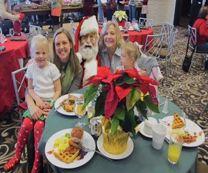 Have brunch with Santa at the Long Island aquarium. Photo by Jennifer Voit