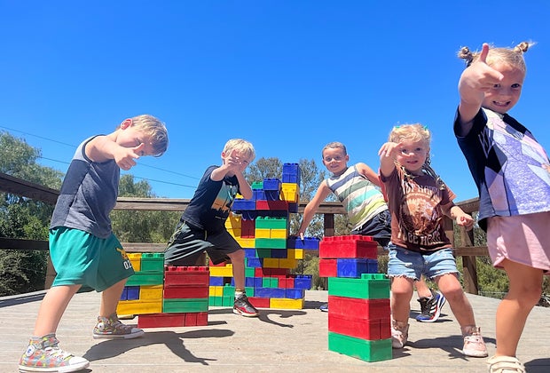 playgrounds are free or are good $5 activities for kids in LA