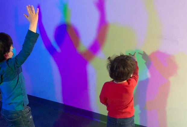 Visiting Philly's Museum of Illusions with Kids: The Color Room