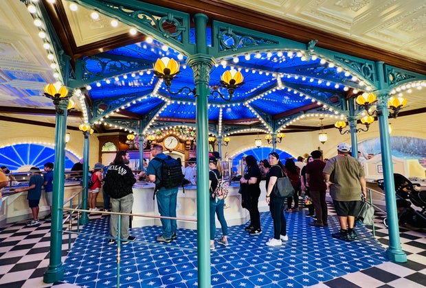 Tiana's Palace at Disneyland: order casual fast service food inside, cafeteria-style