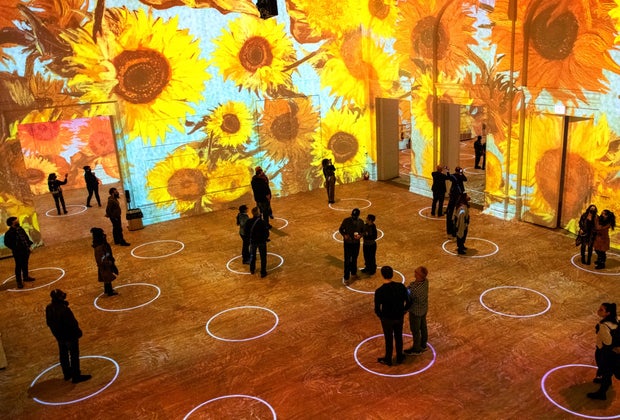 Immersive Van Gogh Exhibit Is Coming To LA: See Van Gogh's Sunflowers 3 stories high