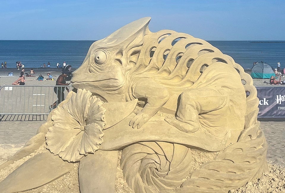 See some amazing sights and enjoy summer fun with the top things to do in Boston July 2025! International Sand Sculpting Festival photo courtesy of the Revere Beach Partnership. © 2024. All rights reserved.
