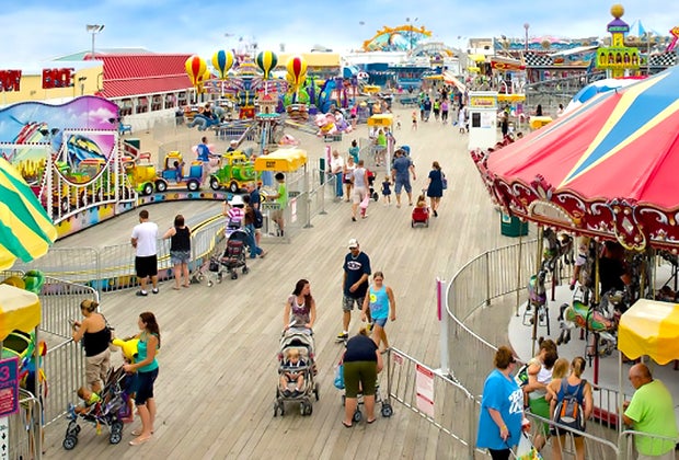 Amusement parks near NYC: Jenkinson's Boardwalk