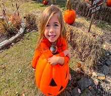 Find Halloween fun (and more things to do with kids) all over Connecticut this Halloween Weekend 2025! Photo for Mommy Poppins courtesy of Kelly Patino