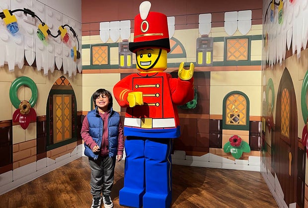 Legoland New York Holiday Brictackular: Holiday Headquarters photo-op