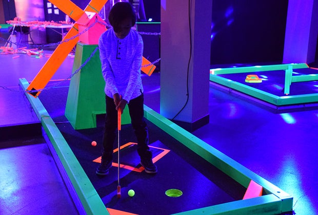 February's winter break on Long Island: Glowgolf