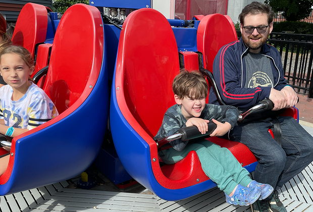 LI spring trip Adventureland