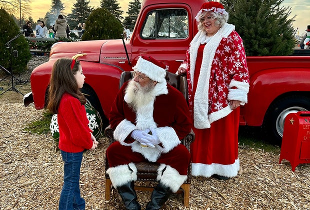Visiting Santa's Christmas Tree Farm: Share your wishlists with Santa