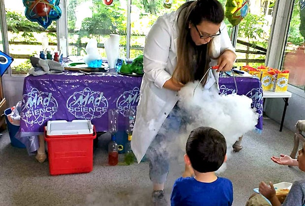 NJ birthday party for kids Enjoy a science birthday party with Mad Science