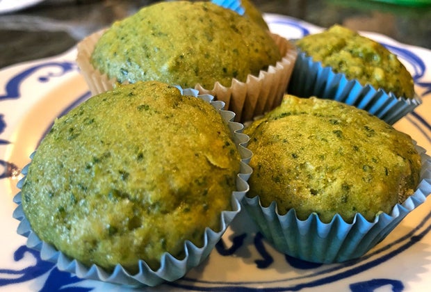 Green spinach muffins