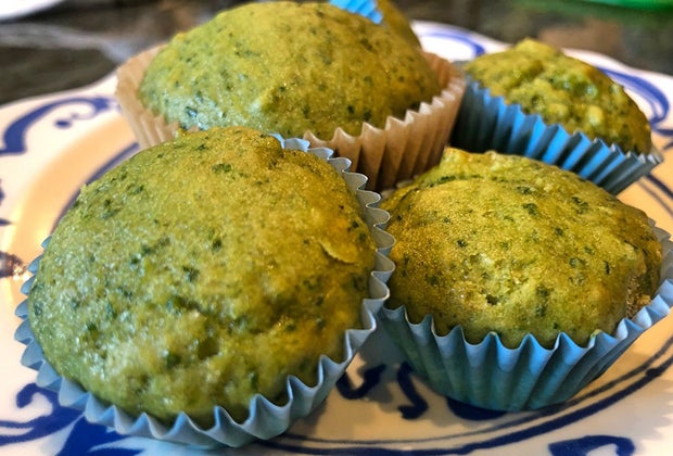 Green spinach muffins