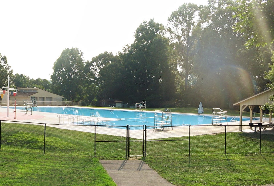 The pool at Marsh Creek State Park. Photo by Ruhrfisch/Wikimedia/CC BY SA 4.0
