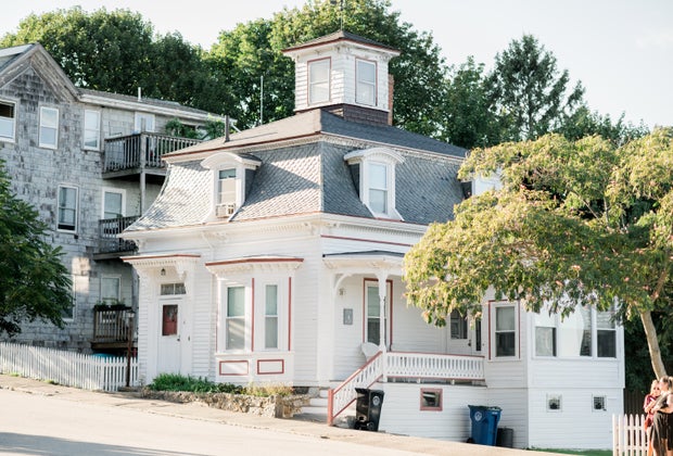 Image of Max and Dani's House - Hocus Pocus locations