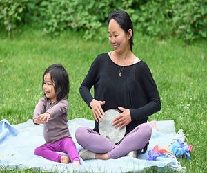 Sounds Good Westchester invites families to join its music classes in all formats—indoors, outdoors, and online.