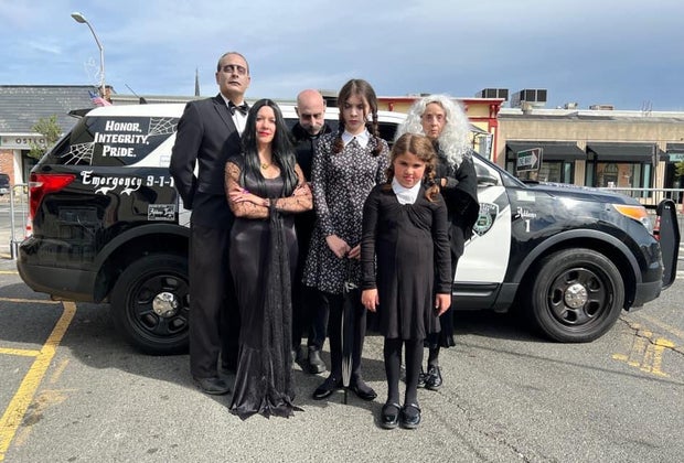 NJ fall fun Addamsfest